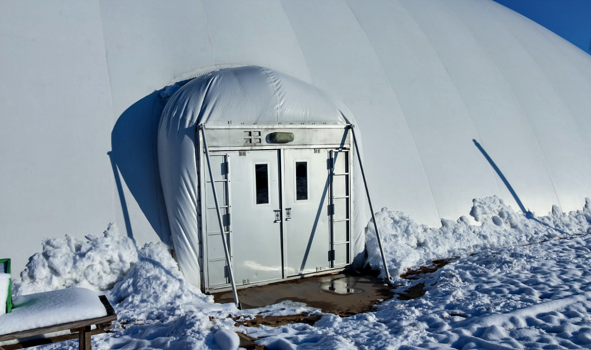 A pressurized entry to the Volleyball Beach dome